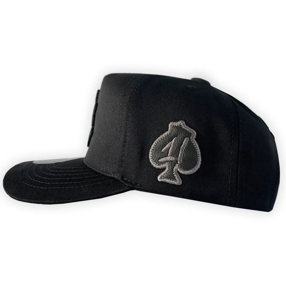 Gorra 1Iron Trendy Lucky Light Black